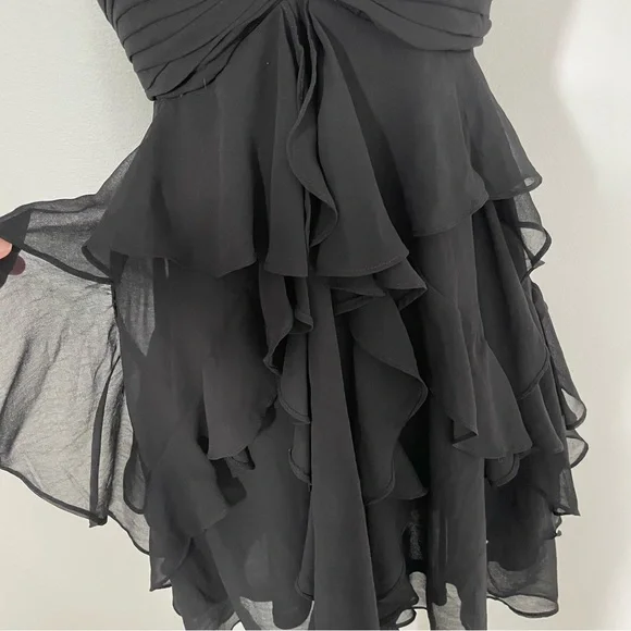 Miroa Vintage Black Ruffled Mini Dress - Picture 6 of 7